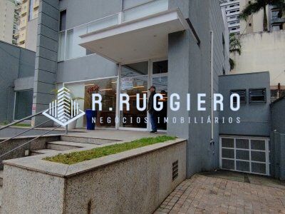 Casa comercial com 760,07m2 em ótima localização na Vila Andrade Casa comercial com 760,07m2 em ótima localização na Vila Andrade