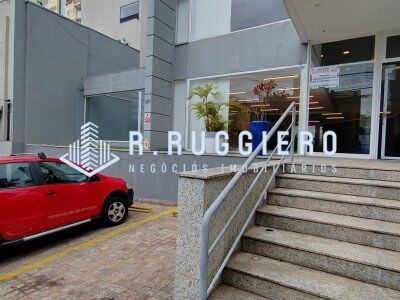 Casa comercial com 760,07m2 em ótima localização na Vila Andrade Casa comercial com 760,07m2 em ótima localização na Vila Andrade